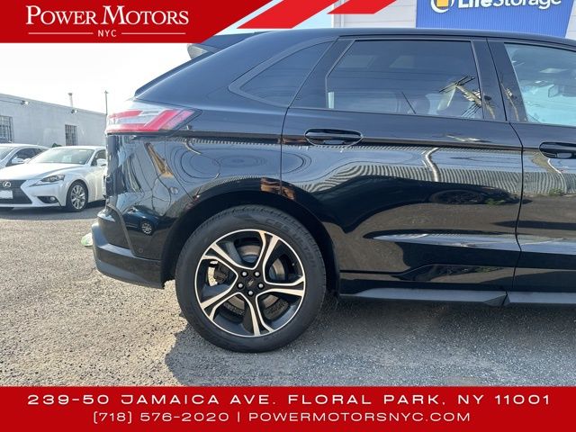 2020 Ford Edge ST photo 3