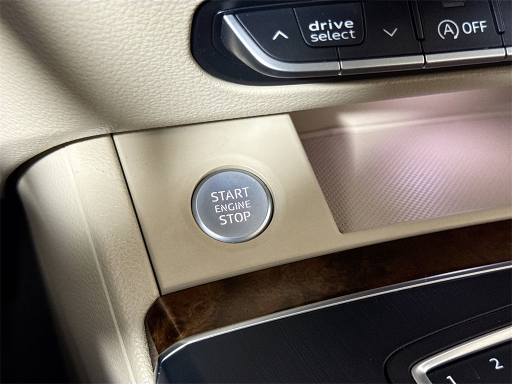 2018 Audi Q5 2.0T Premium Plus photo 36