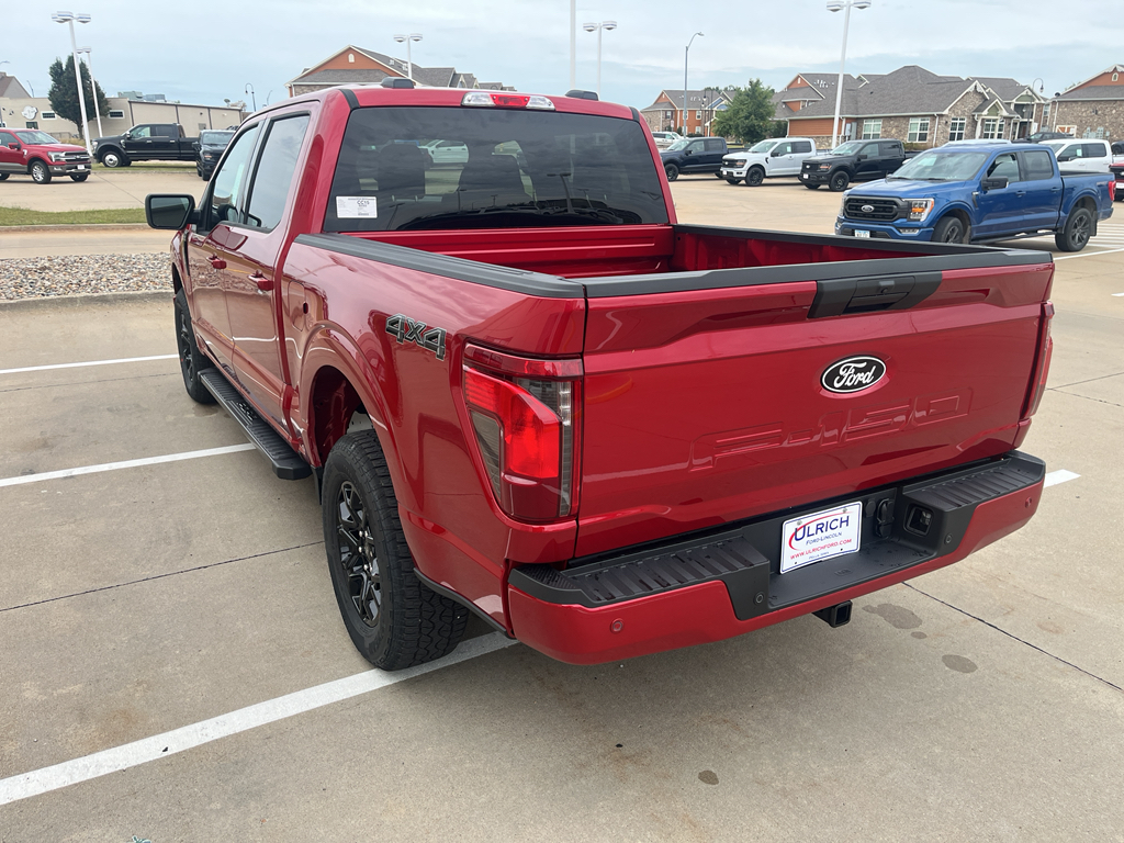 2025 Ford F-150 XLT photo 4