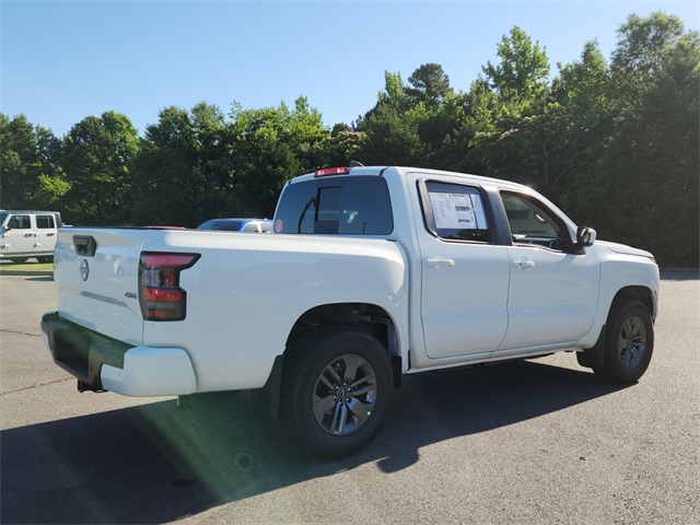 2025 Nissan Frontier SV photo 3