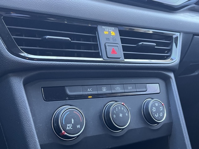 2022 Volkswagen Taos S photo 33