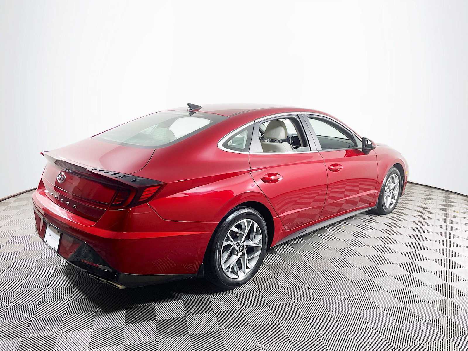 2023 Hyundai Sonata SEL photo 4