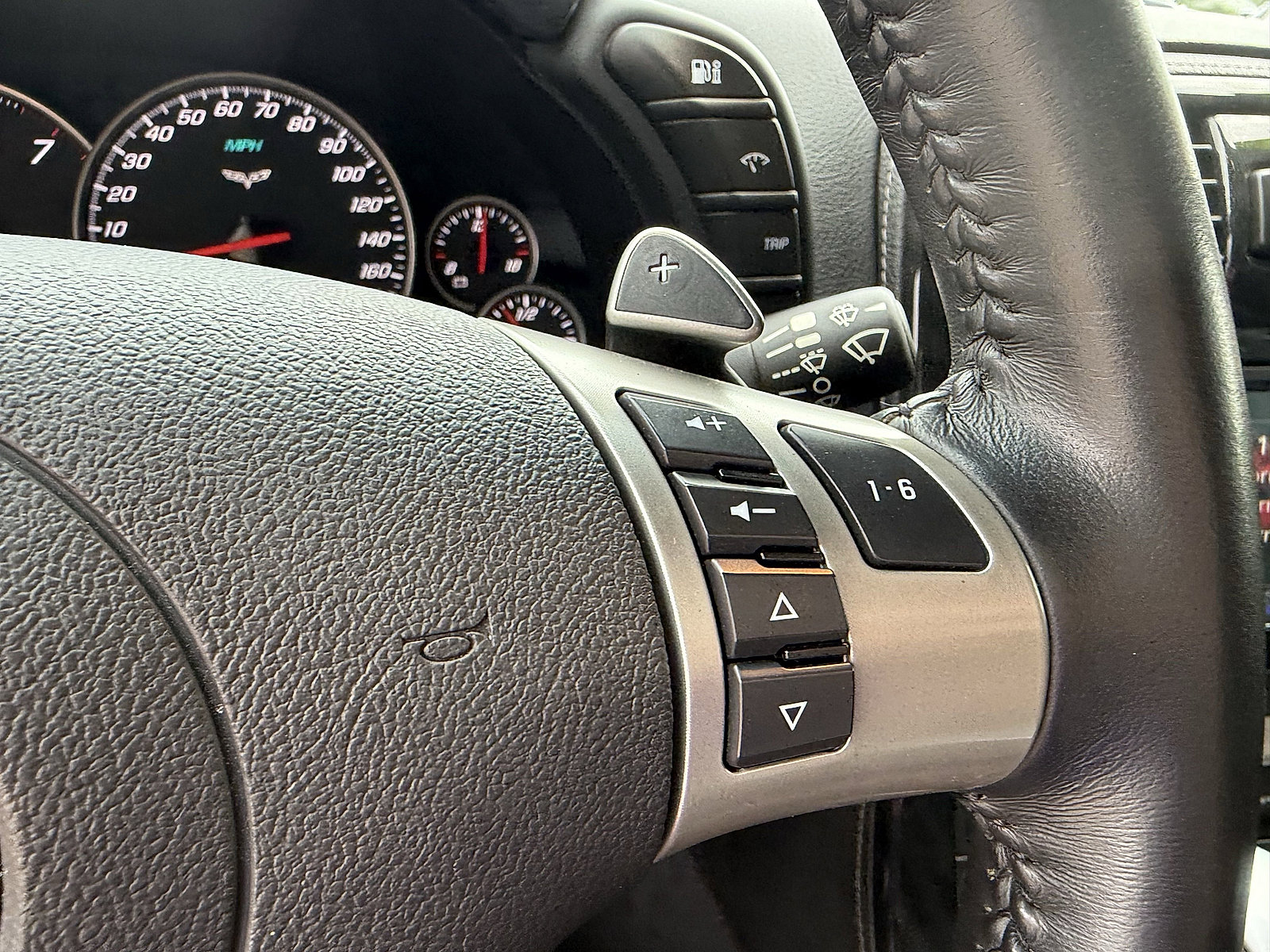 2011 Chevrolet Corvette Grand Sport 3LT photo 17