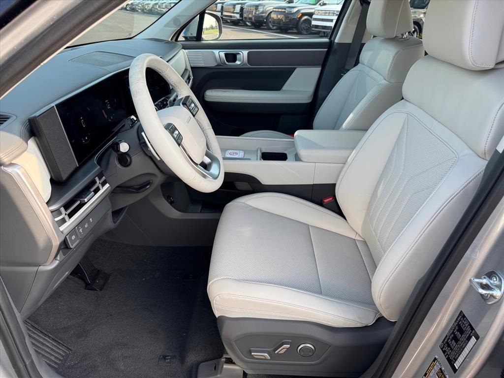 2026 Hyundai Santa Fe SEL photo 3