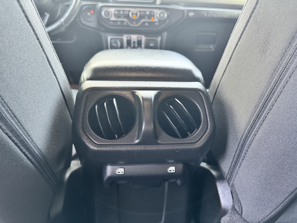 2022 Jeep Wrangler Unlimited Willys photo 10