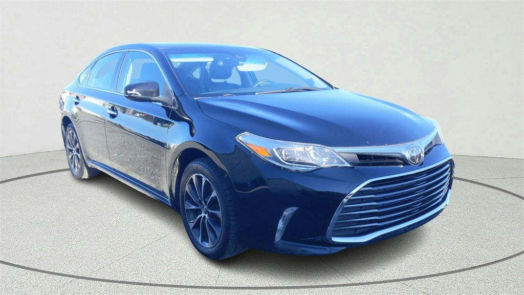2018 Toyota Avalon XLE's photo