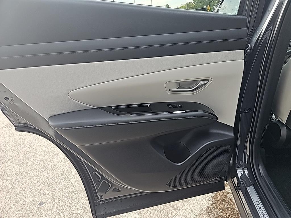 2025 Hyundai Tucson Limited photo 29