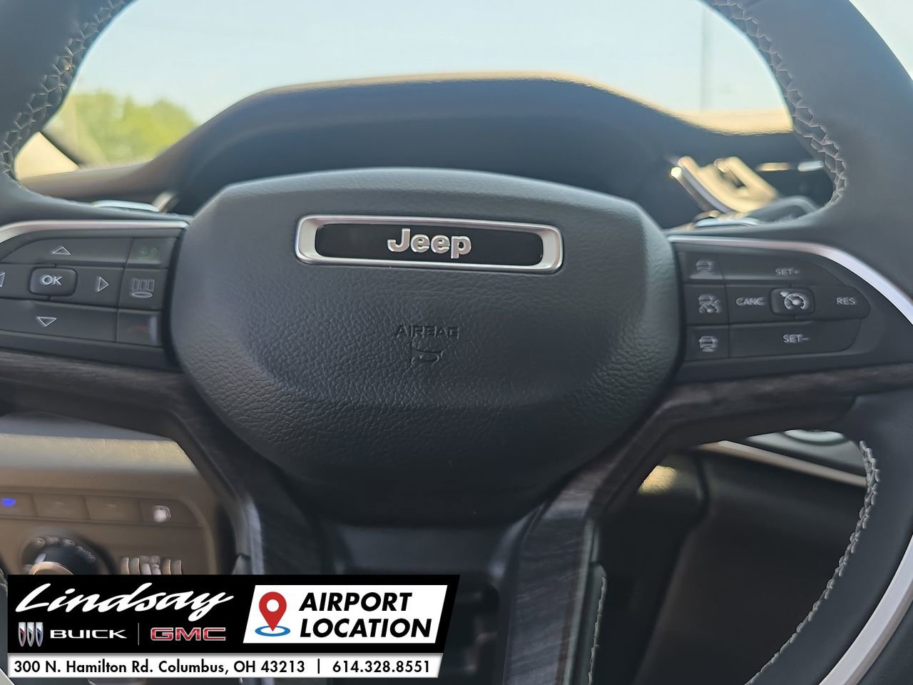 2023 Jeep Cherokee Base photo 10