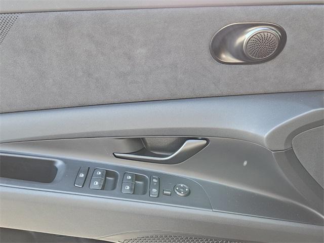 2025 Hyundai Elantra N Base photo 27