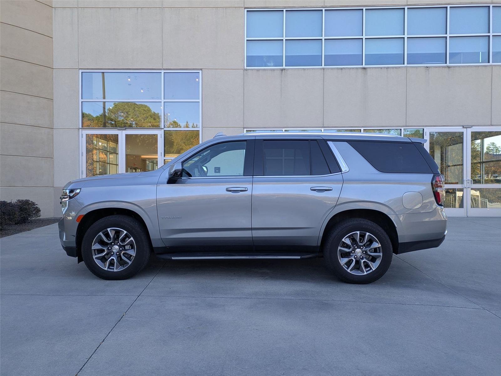 2024 Chevrolet Tahoe LT photo 3