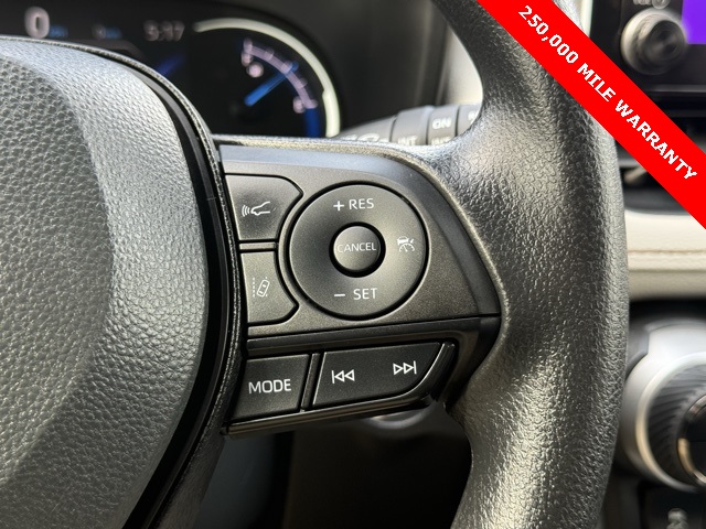 2024 Toyota RAV4 Hybrid XLE photo 14