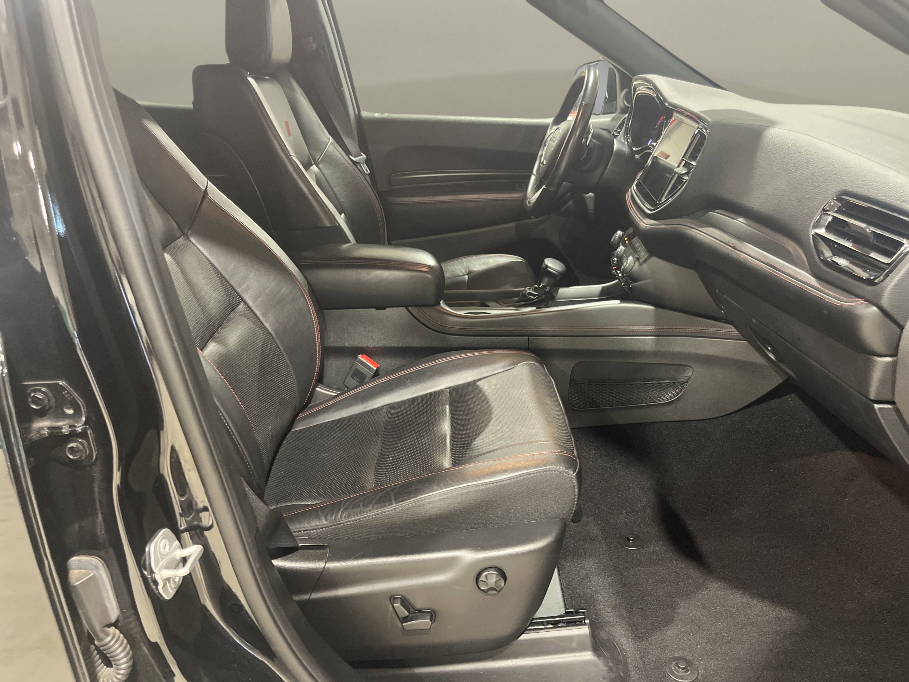 2023 Dodge Durango R/T photo 15