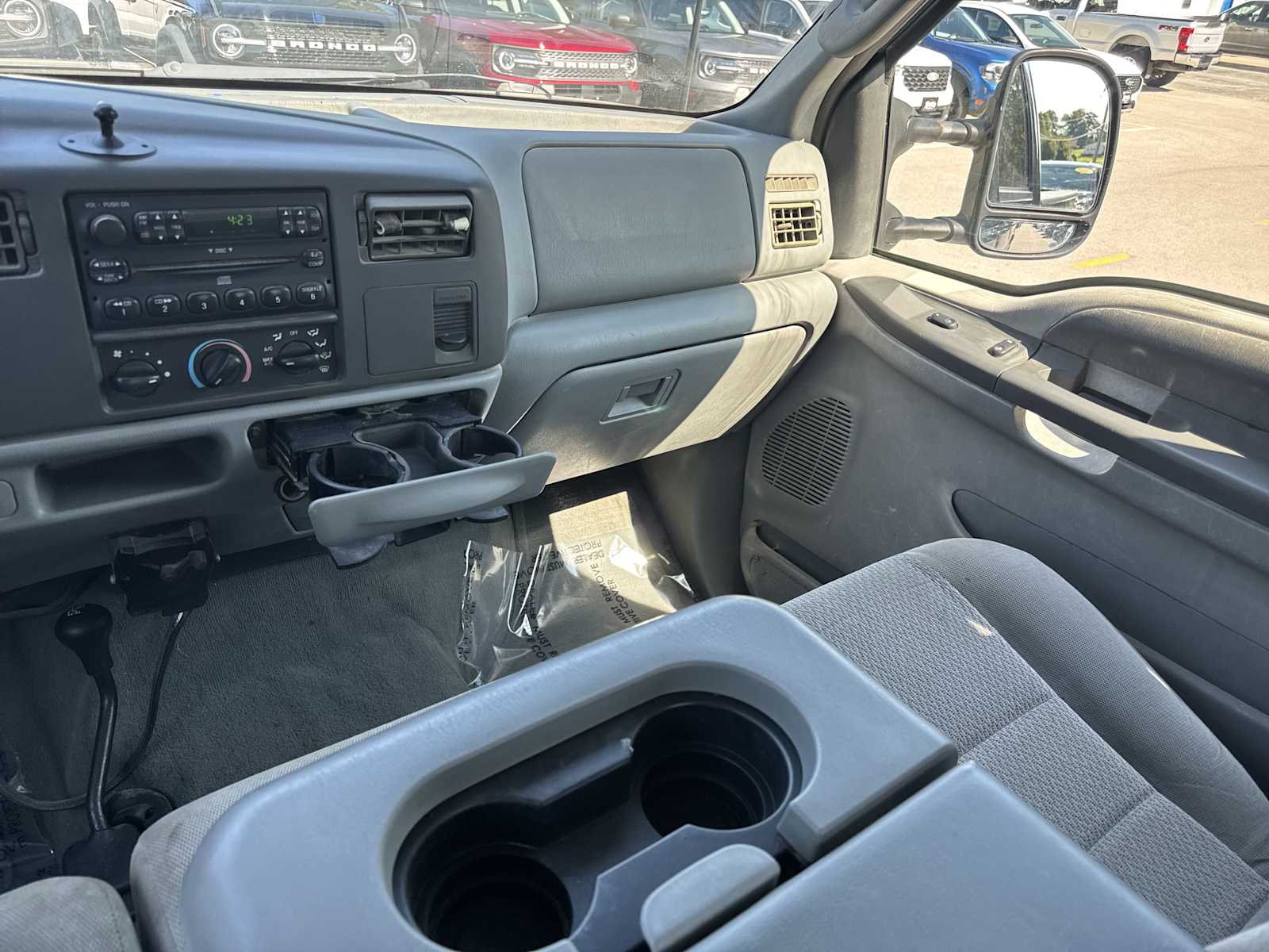 2003 Ford F-250 XLT photo 24