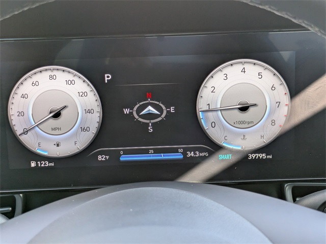 2023 Hyundai Elantra SEL photo 28