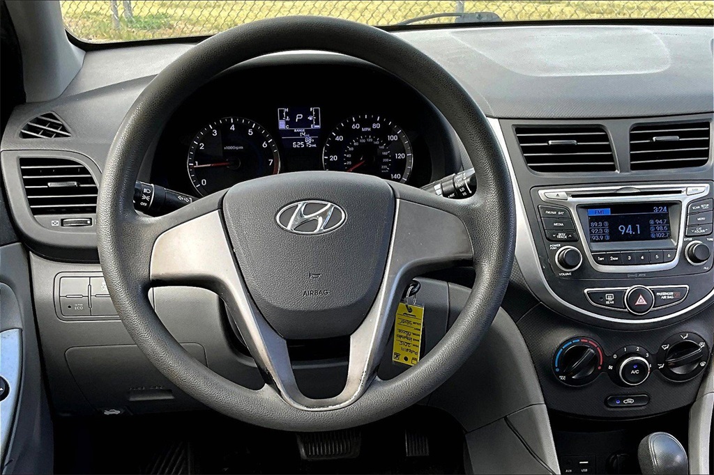 Image of Pre-Owned 2015 Hyundai Accent GLS