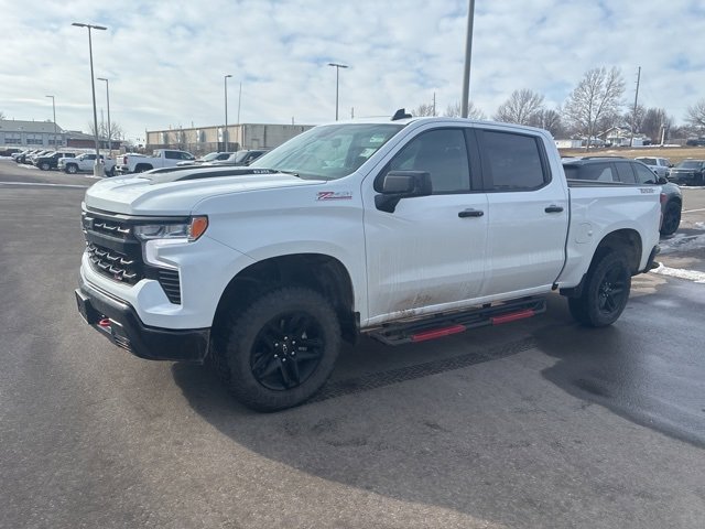 Used 2025 Chevrolet Silverado 1500 LT Trail Boss with VIN 3GCUKFEL2SG392060 for sale in Kansas City