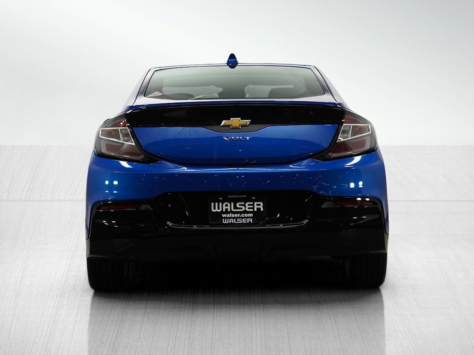 2017 Chevrolet Volt LT photo 4