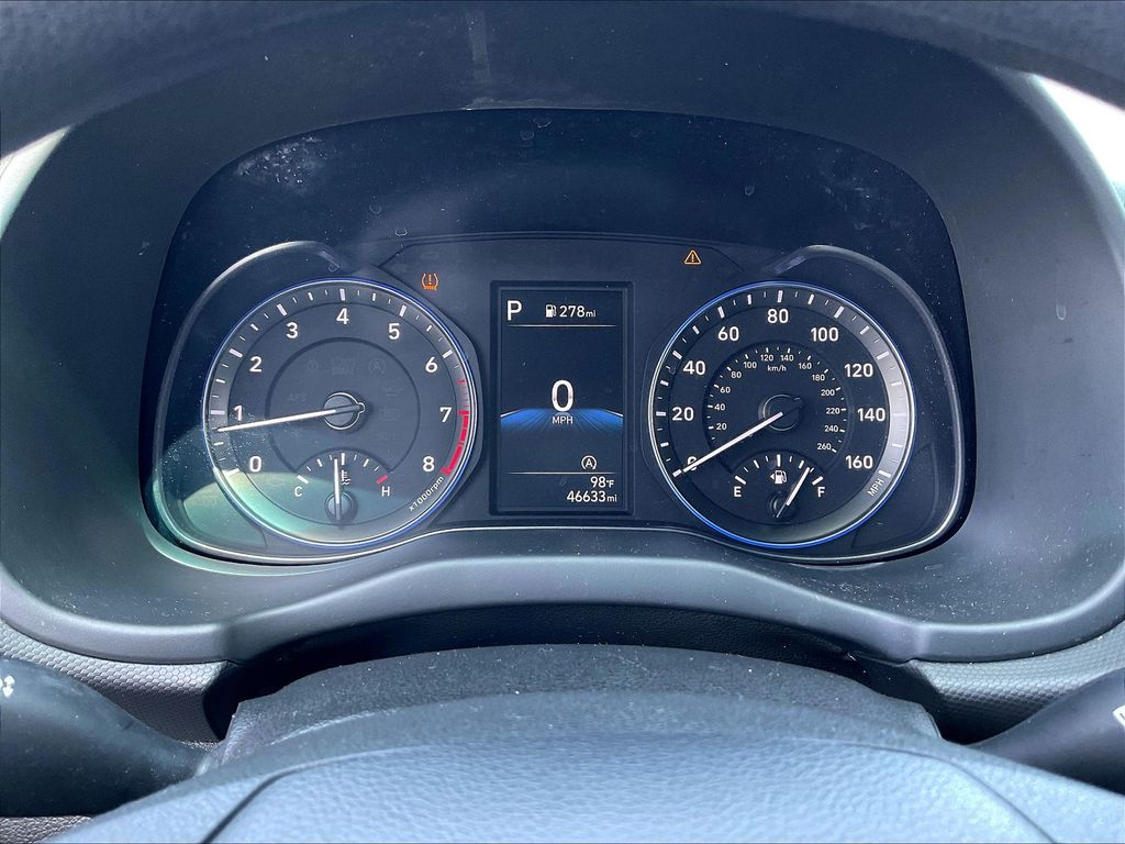 2023 Hyundai Kona SEL photo 23