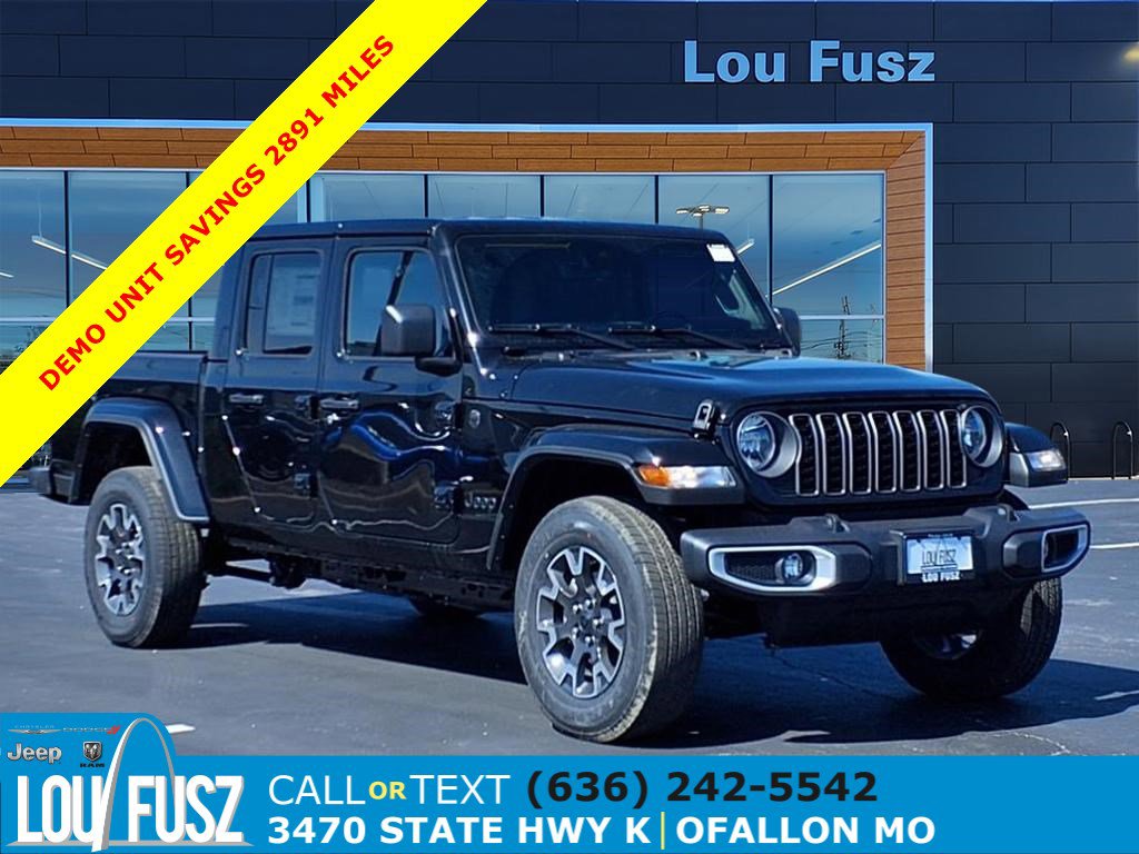 2025 Jeep Gladiator Sport S's photo