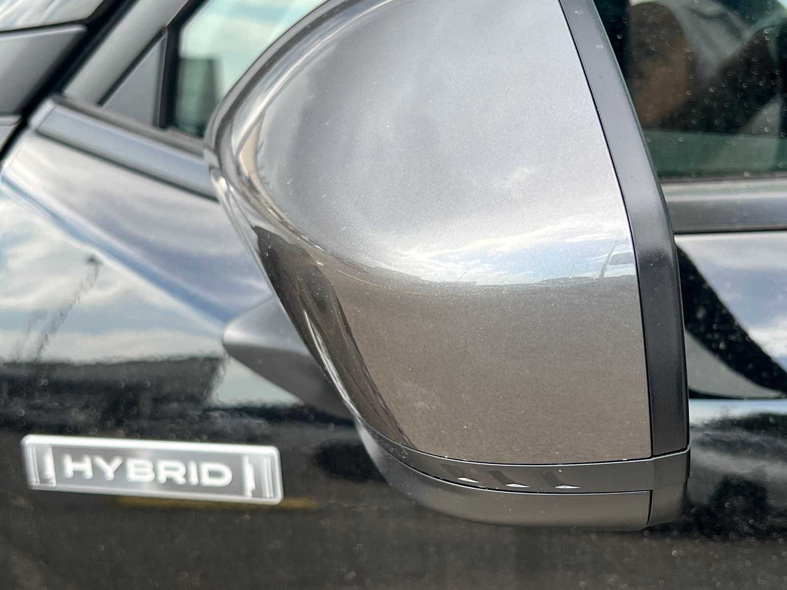 2025 Subaru Forester Premium photo 2