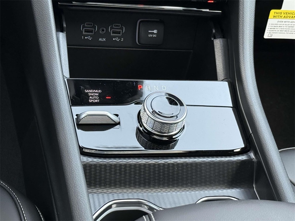 2025 Jeep Grand Cherokee Limited photo 19