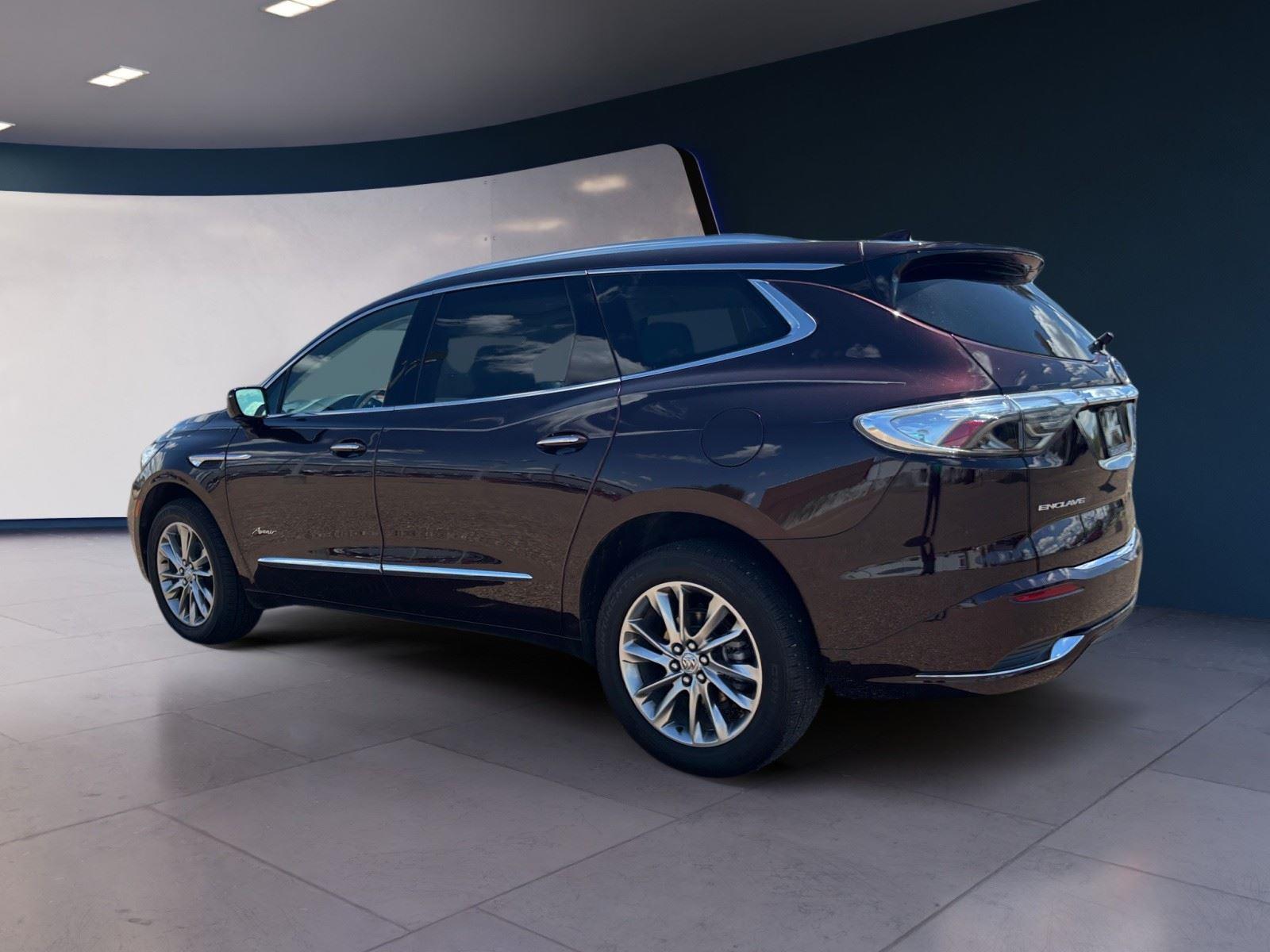 2024 Buick Enclave Avenir photo 3
