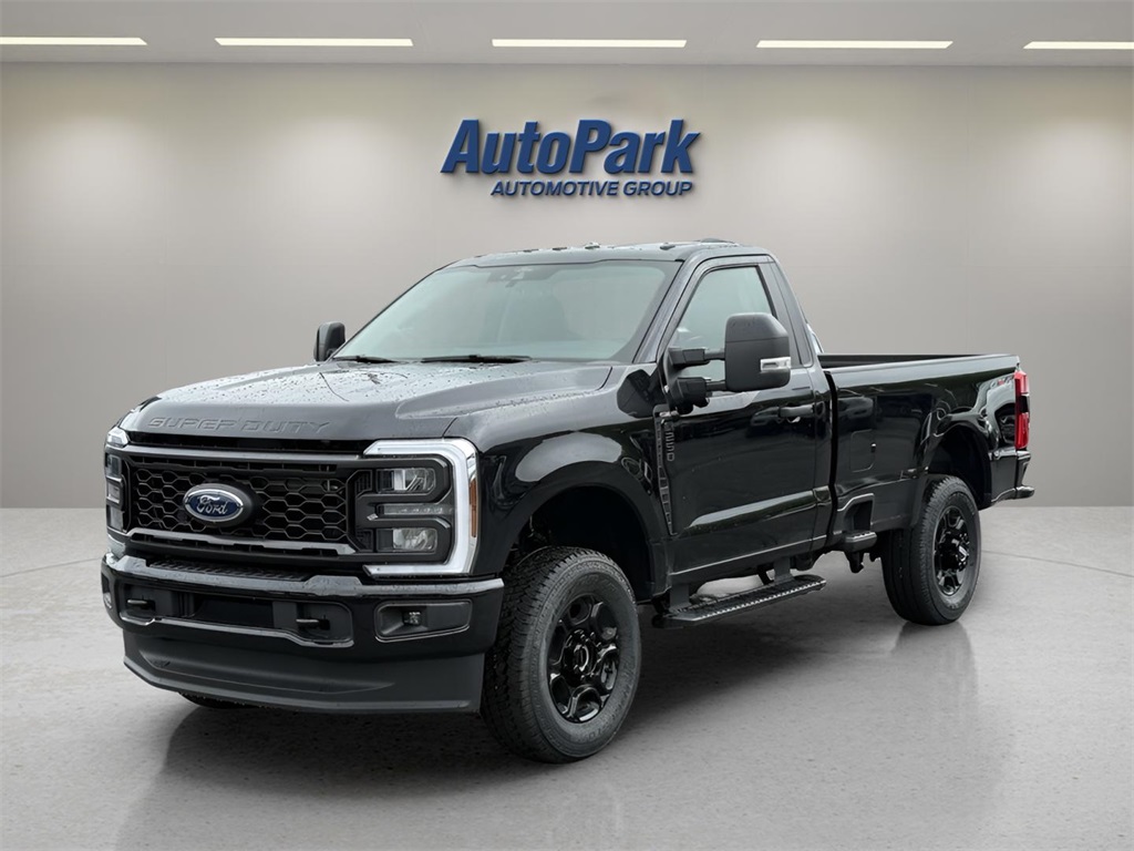 2025 Ford F-250 XL photo 3