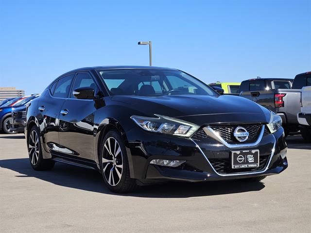2018 Nissan Maxima Platinum photo 2