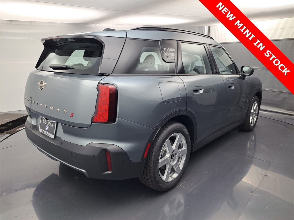 2025 Mini Countryman ALL4 Signature photo 3