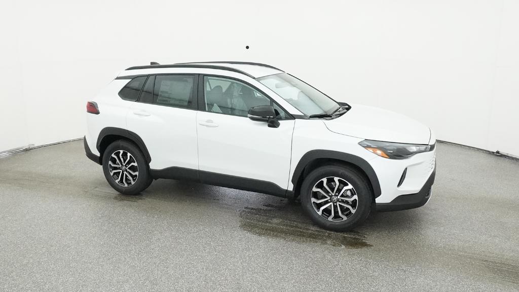 2026 Toyota Corolla Cross XLE XSE photo 24