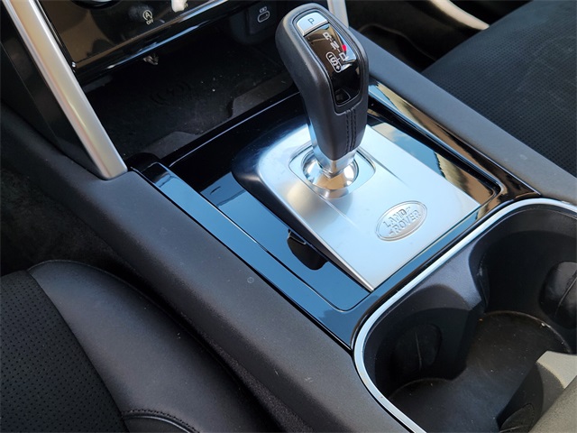 2023 Land Rover Discovery Sport SE photo 16