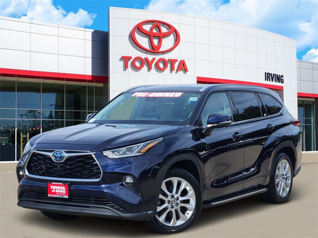 2022 Toyota Highlander Limited's photo