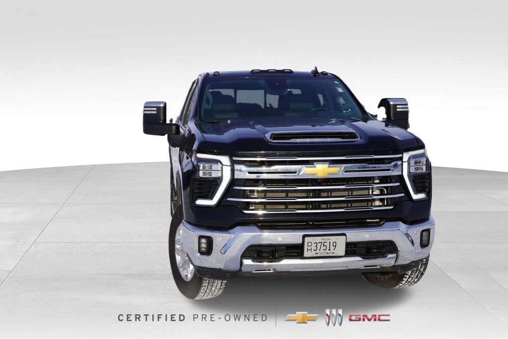 2024 Chevrolet Silverado 3500HD LTZ's photo