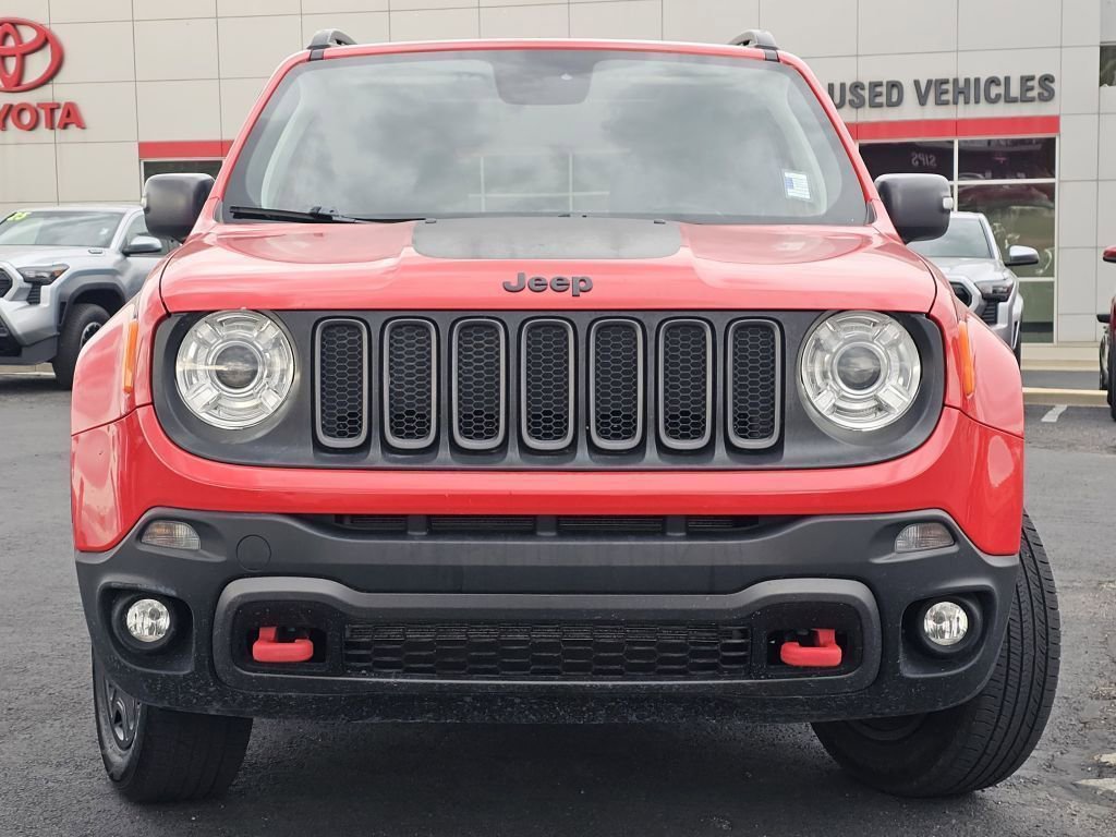 2018 Jeep Renegade Trailhawk photo 2