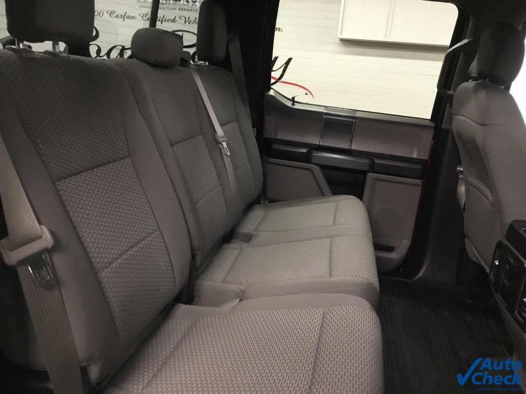 2016 Ford F-150 XLT photo 28