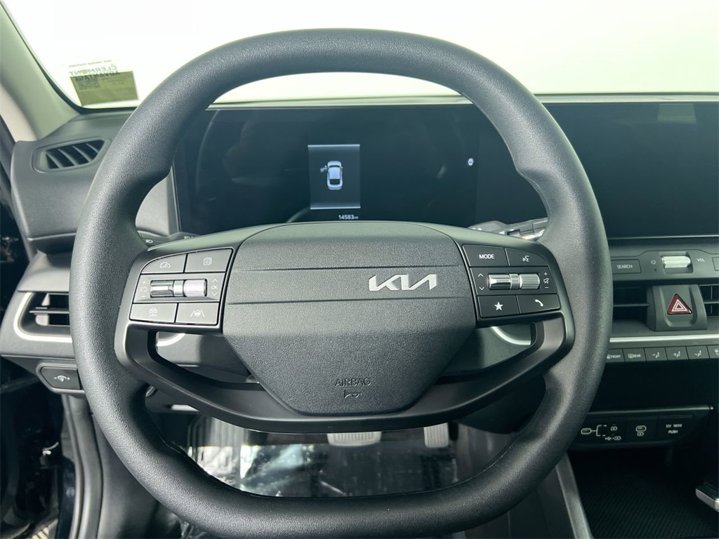 2025 Kia K4 LX photo 15
