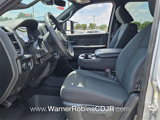 2025 Ram 2500 Tradesman photo 5