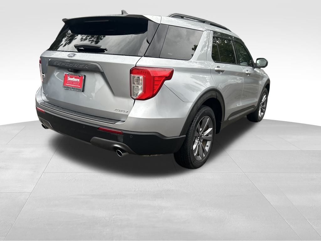 2022 Ford Explorer XLT photo 5