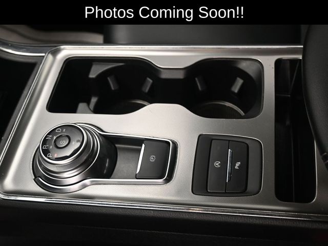 2024 Ford Edge Titanium photo 13
