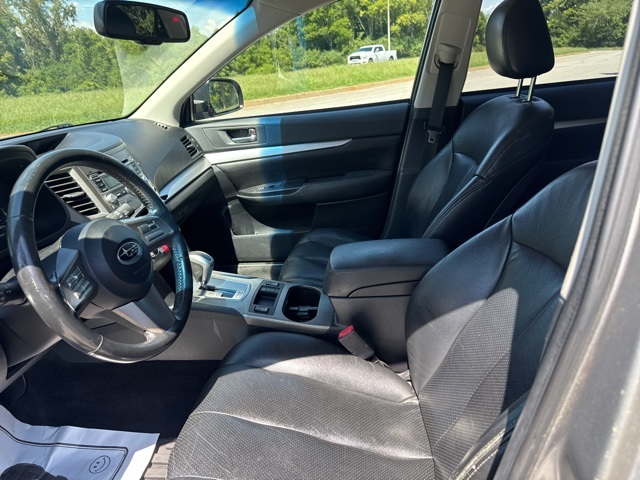 2011 Subaru Outback 2.5i Premium photo 14