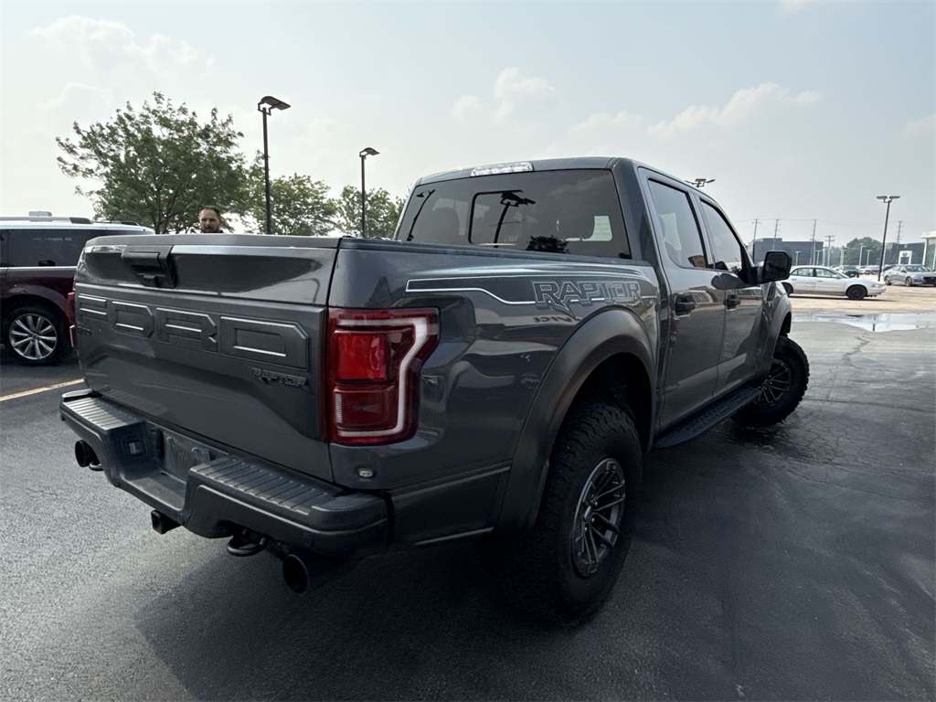 2020 Ford F-150 Raptor photo 2