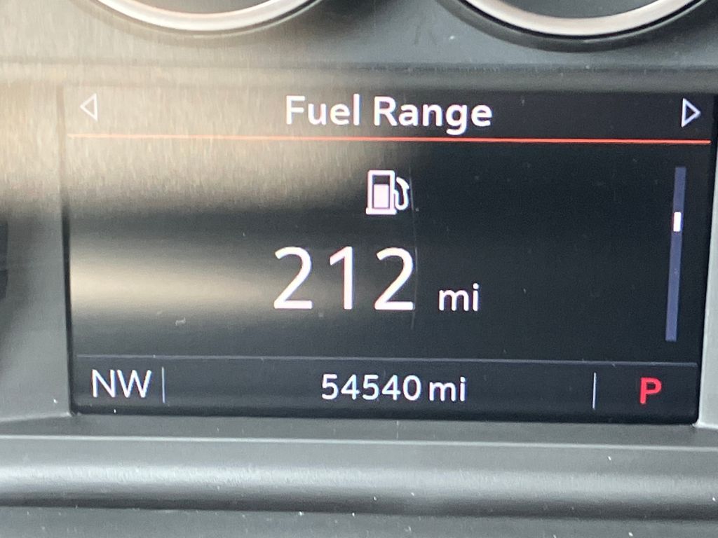 2021 Chevrolet Tahoe LT photo 4