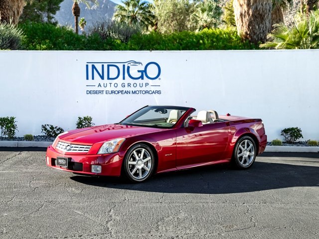 2005 Cadillac XLR Base's photo