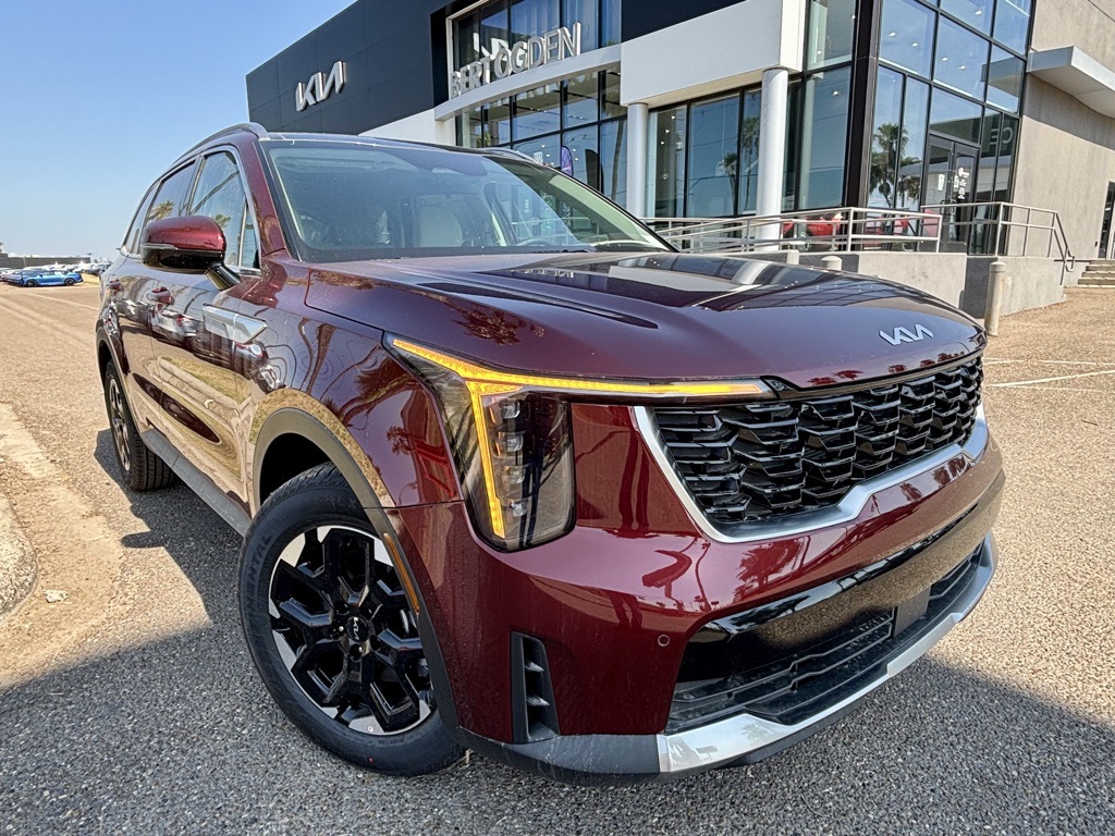 2025 Kia Sorento S's photo