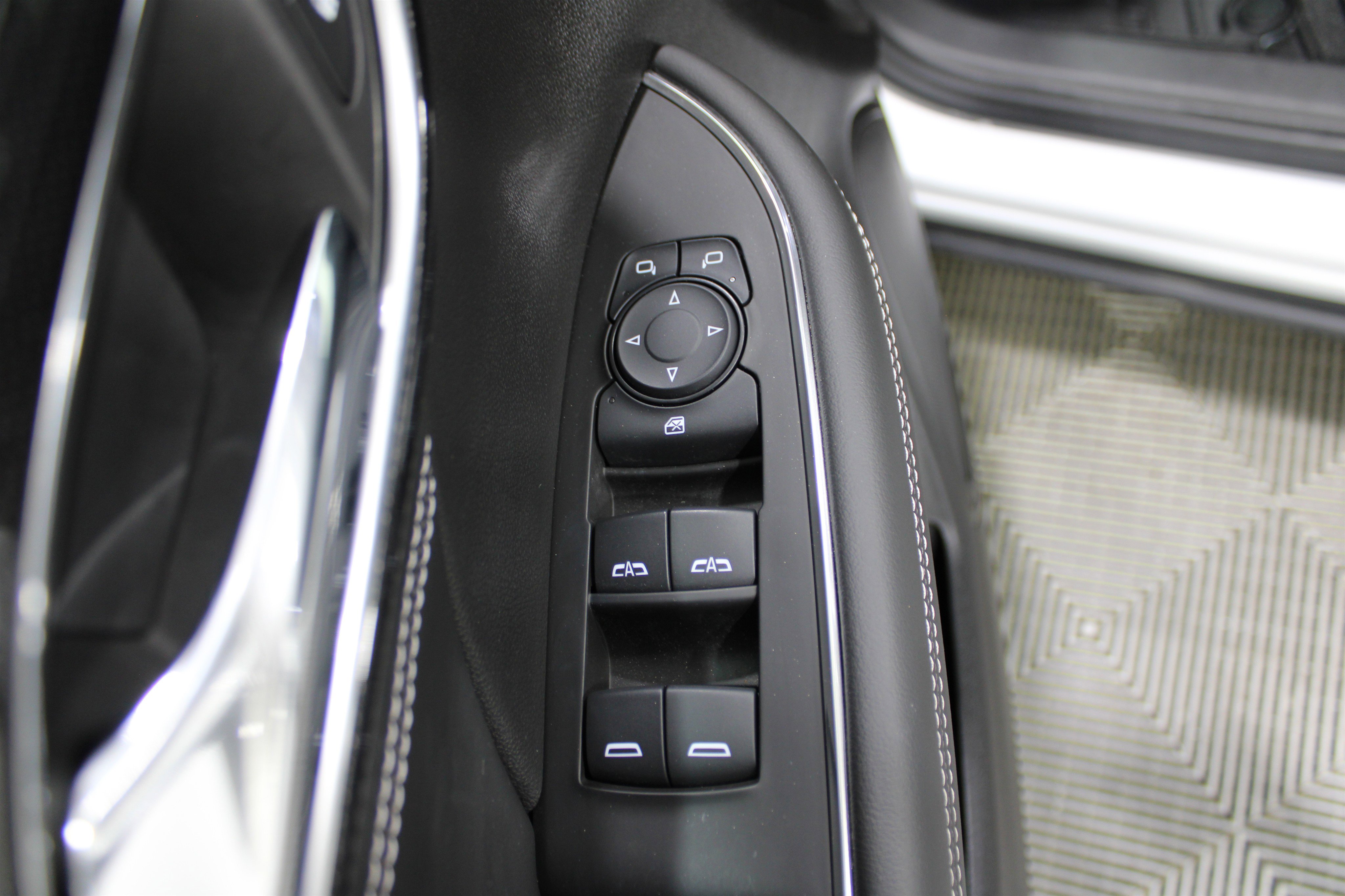 2023 Buick Envision Preferred photo 2