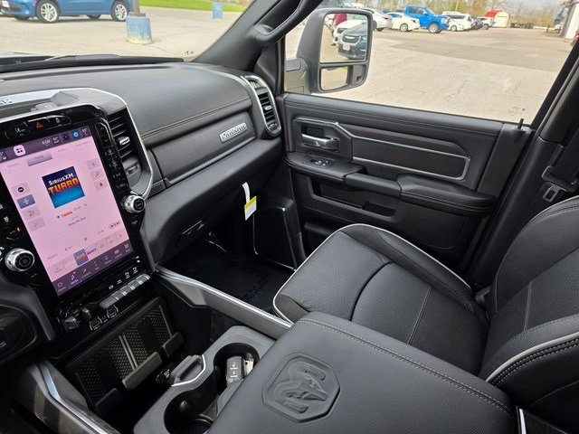 2025 Ram 2500 Laramie photo 36
