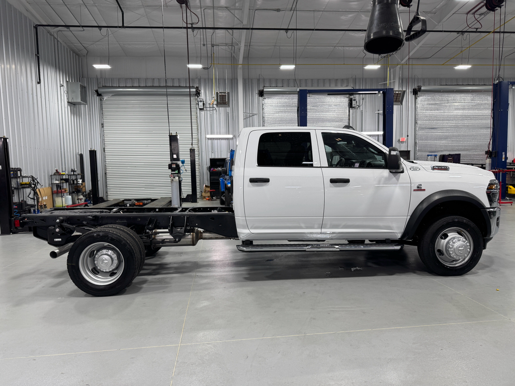 2025 Ram 4500 Tradesman photo 5