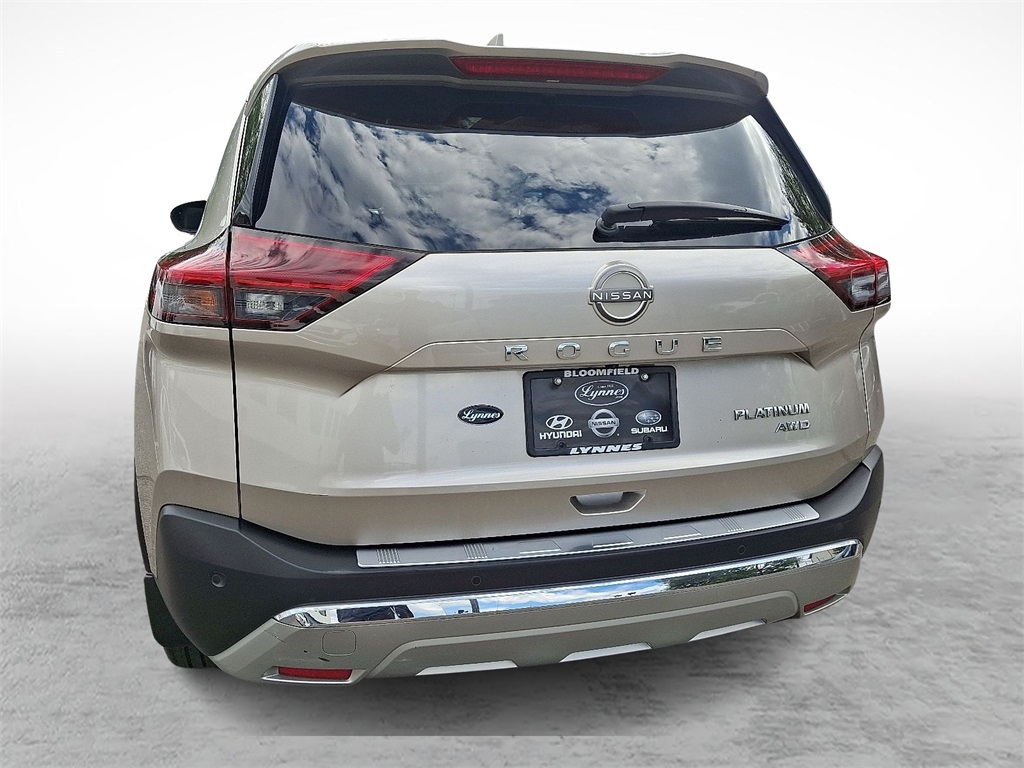 2023 Nissan Rogue Platinum photo 8