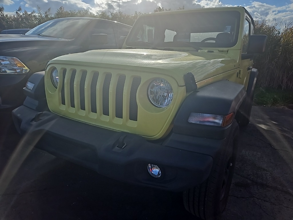 2023 Jeep Wrangler Sport photo 4