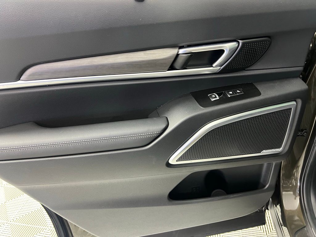 2023 Kia Telluride X-Line photo 20